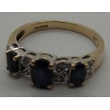 9ct gold diamond and sapphire ring size P 2.8g