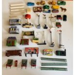 Hornby Dublo & Dinky OO Gauge Model Railway Accessories - See Picture