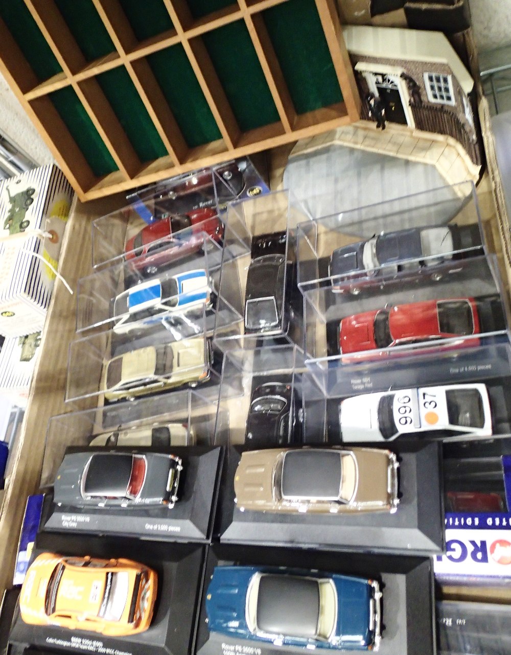 Selection of twenty one diecast cars including Vanguards, ostyl in plastic cases, and a cast diorama