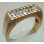 9ct gold ring channel set with 16 diamonds size T, 8.5g. P&P group 1 (£16 for the first item and £