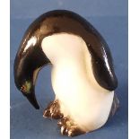 Royal Doulton Penguin Style 6 - No. K23 in gloss - 1.5". P&P group 1 (£16 for the first item and £