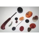 Collection of agate items. P&P group 1 (£16 for the first item and £1.50 for subsequent items)