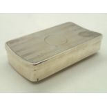 Hallmarked silver snuff box Birmingham assay 1910 maker Ed Co 47g 76 x 42 mm. P&P group 1 (16 for