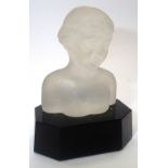 Art Deco frosted glass bust raised on an obsidian black glass plinth, H: 7.5 cm. P&P group 1 (£16