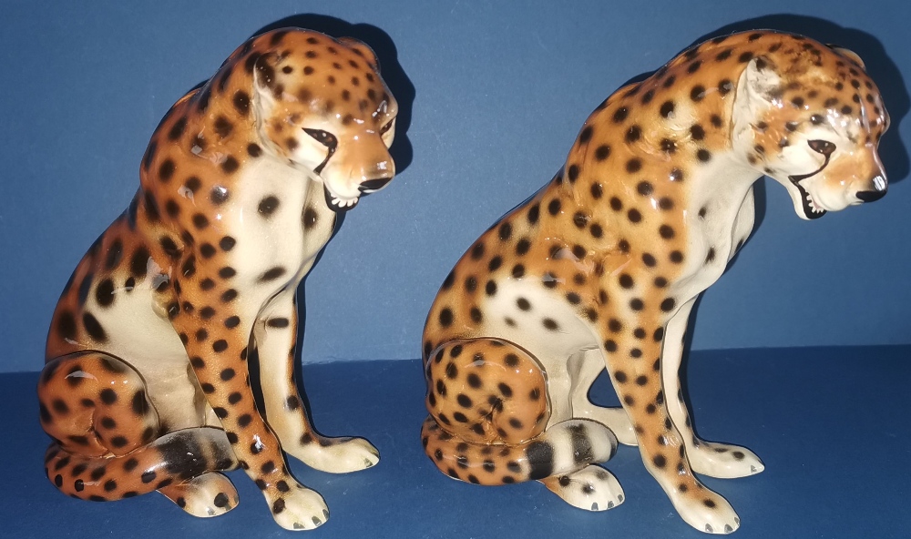 Pair of Italian Ceramic Cheetahs - approximately H: 15 cm. P&P group 2 (£20 for the first item