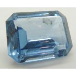 Loose gemstones: large emerald cut aquamarine 19 x 15 x 9 mm 4.9g. P&P group 1 (£16 for the first