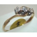 9ct gold, vintage three stone diamond ring size S 2.4g. P&P group 1 (£16 for the first item and £1.