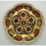 Royal Crown Derby small fluted dish, pattern 1128, D: 12 cm. P&P group 1 (£16 for the first item and