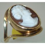 Ladies 9ct gold, approximately 18 mm cameo ring size L 3.9g. P&P group 1 (£16 for the first item and