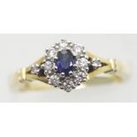 Ladies high grade 18ct gold sapphire and diamond ring, size N, 4.6g. P&P Group 1 (£14+VAT for the