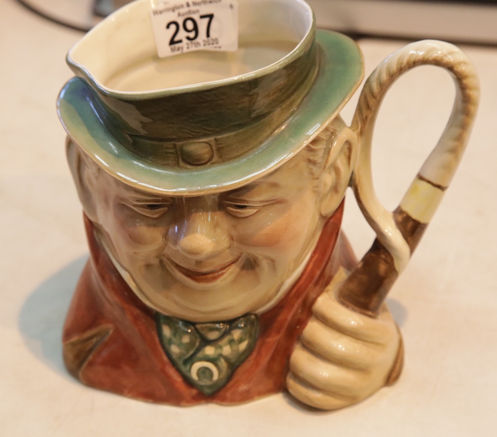 Beswick large character jug Pickwick Tony Weller. P&P Group 1 (£14+VAT for the first lot and £1+