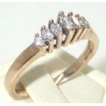 Unusual contemporary 9ct gold seven stone graduated diamond ring, size N/M, 2.4g P&P group 1 (£16