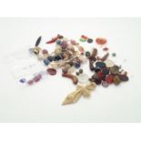 Loose stones: two yellow metal multi-stone necklaces and various loose agate, bloodstone and