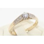 18ct gold diamond engagement ring with diamond set shoulders, size M, 3.0g P&P group 1 (£16 for