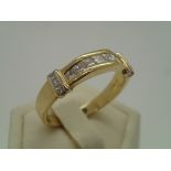 18ct gold 0.75ct Princess cut diamond half eternity ring, size R, 5.1g P&P group 1 (£16 for the