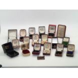 Approximately 20 vintage ring boxes P&P group 2 (£20 for the first item and £2.50 for subsequent
