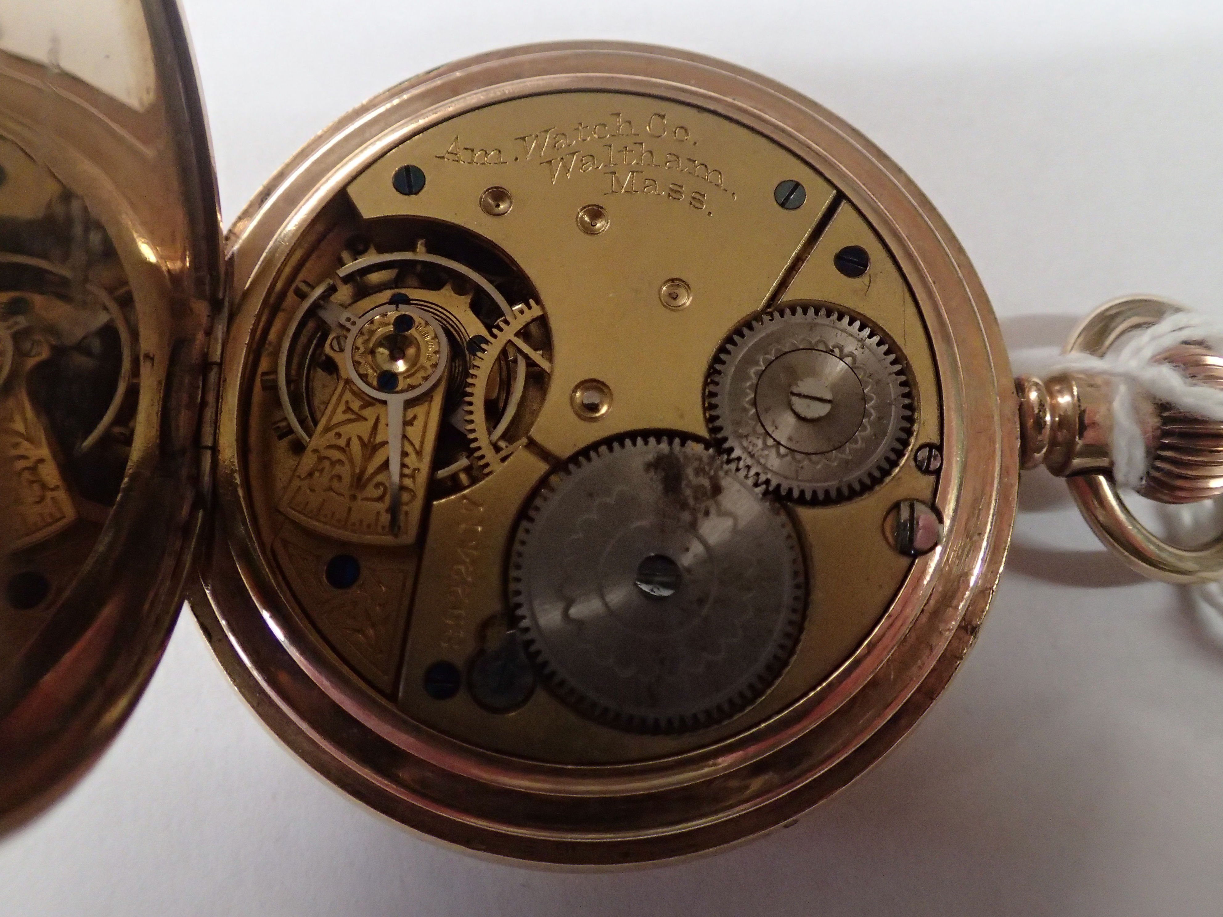 Gents gold plated Waltham crown wind full hunter pocket watch no 822947. Working at lotting up P&P - Image 2 of 2