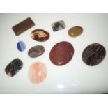 Loose stones: good collection of polished and natural stones including several moss, banded and