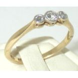 Vintage 18ct gold platinum set three stone diamond ring, size P, 2.5g P&P group 1 (£16 for the first