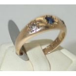 18ct gold antique gypsy style three stone sapphire and diamond ring Size N 4.1g light surface