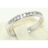 Contemporary 18ct white gold diamond half-eternity ring, size L, 2.9g P&P group 1 (£16 for the first