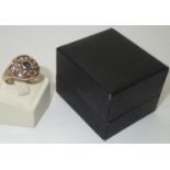 Gents 9ct gold sapphire ring size R/S, 3.5g P&P group 1 (£16 for the first item and £1.50 for