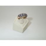 9ct gold sapphire and diamond cluster ring, size O, 3.3g P&P group 1 (£16 for the first item and £