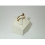 18ct gold sapphire solitaire ring, size M, 1.3g P&P group 1 (£16 for the first item and £1.50 for