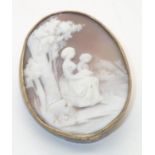 Antique large cameo brooch, 49 mm x 40 mm P&P group 1 (£16 for the first item and £1.50 for