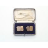 Boxed pair of 9ct gold engine turned cuff links, 4.0g P&P group 1 (£16 for the first item and £1.