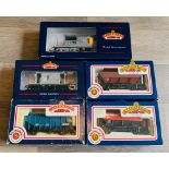 5x Assorted Bachmann OO Gauge Freight Wagons To Include: 33-829 25T Queen Mary Brake, 37-527A 20t