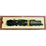 Hornby OO Gauge BR Merchant Navy Steam Loco No.35028 Clan Line Locomotive - Contained in Set Tray