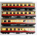 4x Hornby Dublo BR Crimson / Cream Passenger Coaches Unboxed P&P group 2 (£20 for the first item and