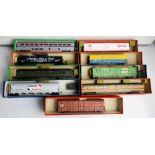 9x Assorted HO Scale Wagons / Coaches - Fitted with Kaydee Couplings, Supplied in Leatherette