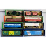 8x Assorted HO Scale Wagons - Fitted with Kaydee Couplings, Supplied in Leatherette Storage Boxes