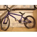 GT Interceptor blue childs bicycle. This lot is not available for in-house P&P, please contact the