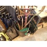 Collection of garden hand tools and three folding garden chairs. Not inc bin This lot is not