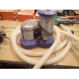 Flowclear pool filter pump model 580/90. This lot is not available for in-house P&P, please