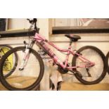Ladies Recall Apollo mountain bike with front suspension 21 speed. This lot is not available for