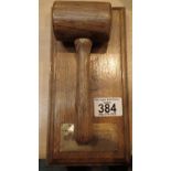 Vintage auctioneer gavel and pad. P&P Group 1 (£14+VAT for the first lot and £1+VAT for subsequent