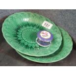 Pair of antique green floral plates and a small Meissen lidded pot. P&P Group 1 (£14+VAT for the