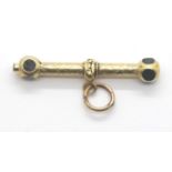 Victorian presumed 18ct gold pocket watch key T-bar, both ends set with circular bloodstone