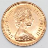 Elizabeth II penny, possible mis-strike having no design on obverse. P&P Group 1 (£14+VAT for the