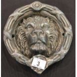 Heavy cast iron lion head door knocker H: 24 cm. P&P Group 2 (£18+VAT for the first lot and £2+VAT