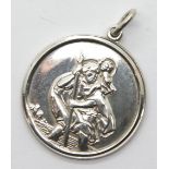 Large silver St Christopher medal, D: 35 mm. P&P Group 1 (£14+VAT for the first lot and £1+VAT for