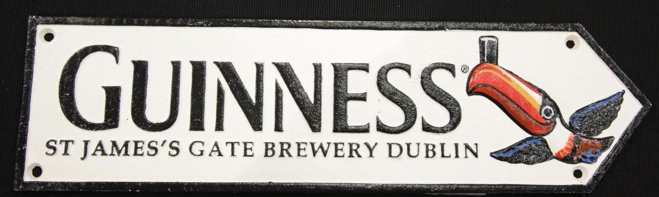 Cast iron Guinness sign L: 38 cm. P&P Group 2 (£18+VAT for the first lot and £2+VAT for subsequent
