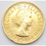 Full 1966 Elizabeth II sovereign. P&P Group 1 (£14+VAT for the first lot and £1+VAT for subsequent