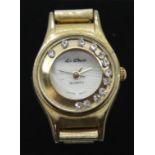 Le Chat ring watch with mother of pearl dial, on expanding shank. P&P Group 1 (£14+VAT for the first