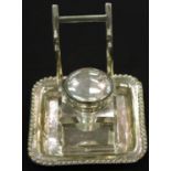 Silver plated ink stand with a raised pen stand and cut glass inkwell, H: 13 cm. P&P Group 1 (£14+