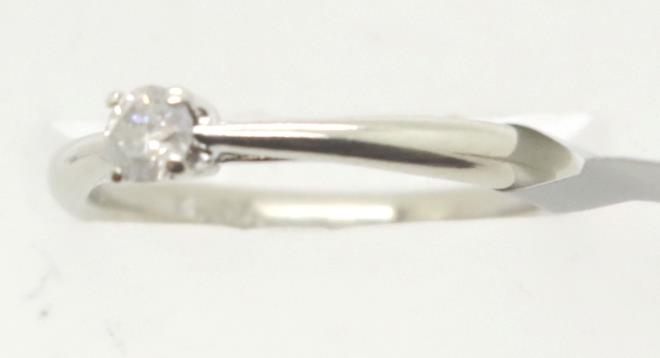 9ct white gold diamond set solitaire engagement ring, size K, 1.9g. P&P Group 1 (£14+VAT for the